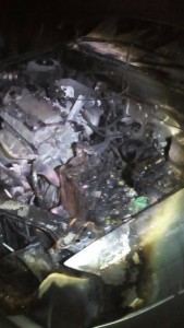 mobil terbakar 10052017