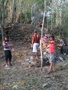Suasana saat kerja bakti